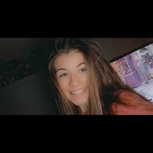 Meet your Posher, Savannah